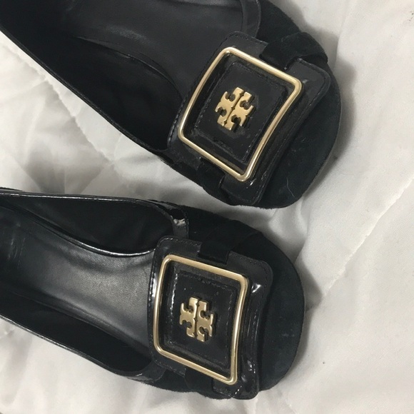 TORY  BURCH SIZE 8 SUEDE LEATHER HEALED SHOES - Picture 9 of 9